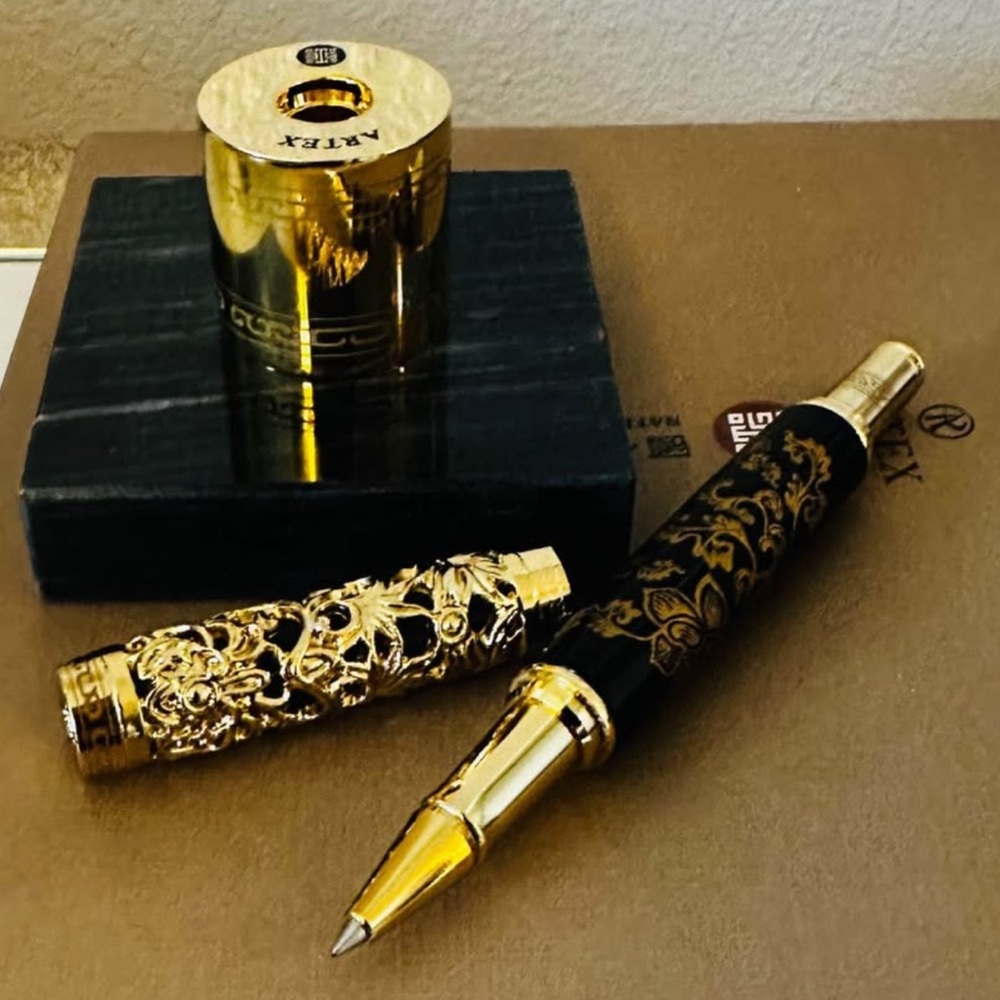 ARTEX Executive Rollerball Pen Set with Stand – Luxury Gold & Black Design, - Picture 6 of 6